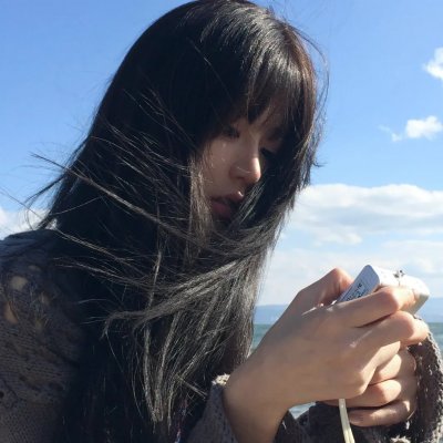 金牌客服董董恩